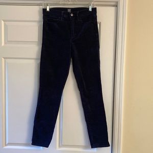 Gap True Skinny velvet  jean
